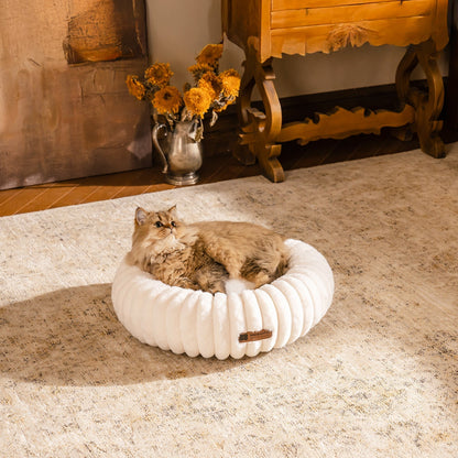 Aspen Fleece Cat & Dog Donut Bed