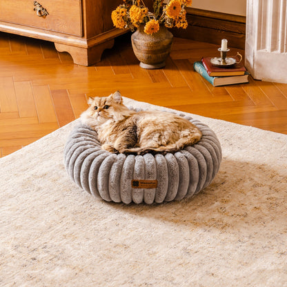 Aspen Fleece Cat & Dog Donut Bed